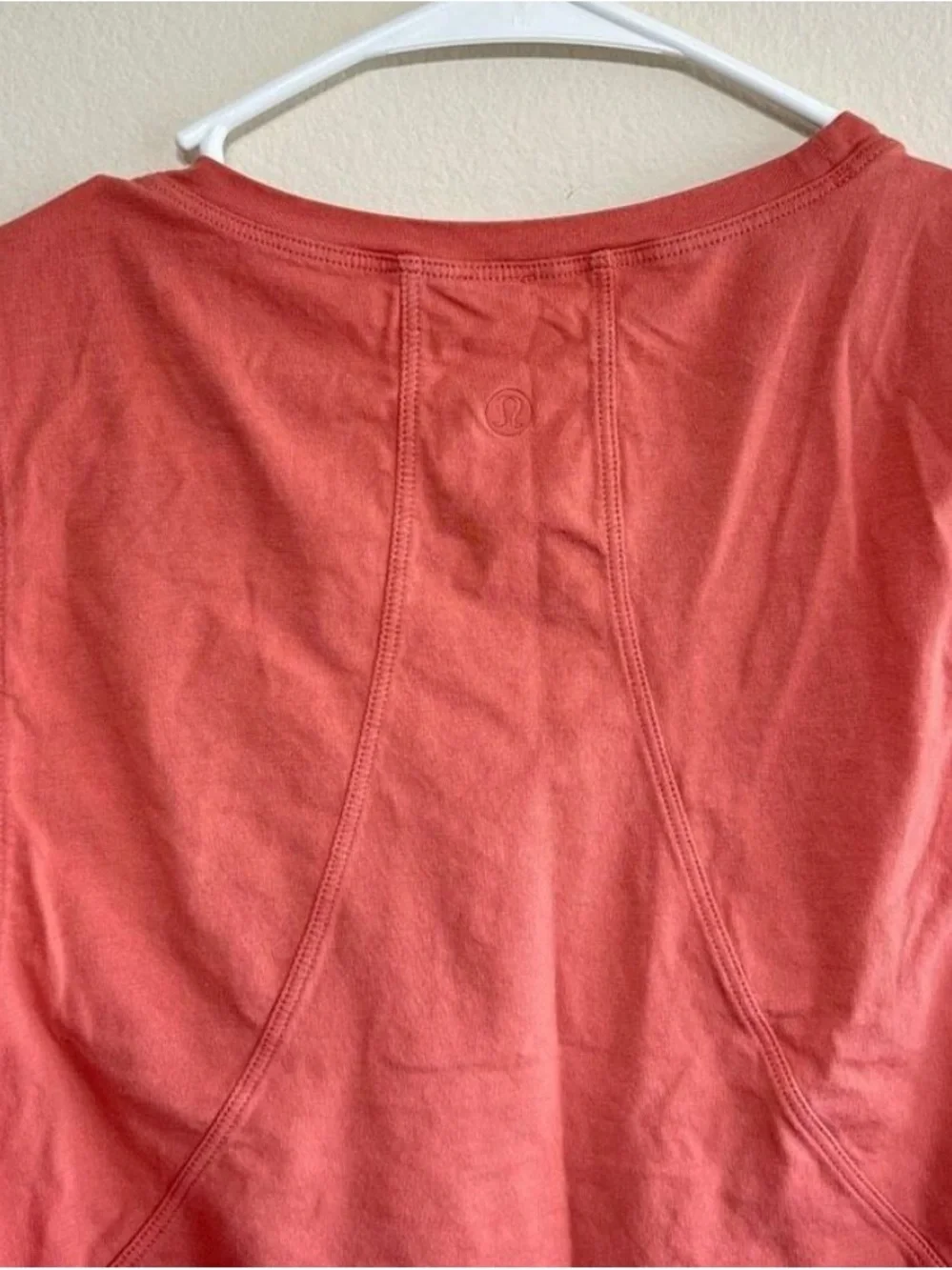 lululemon athletica Cropped Muscle Tee in Coral